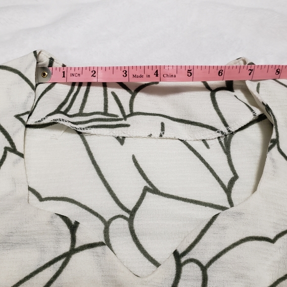 Floral top - Picture 7 of 11